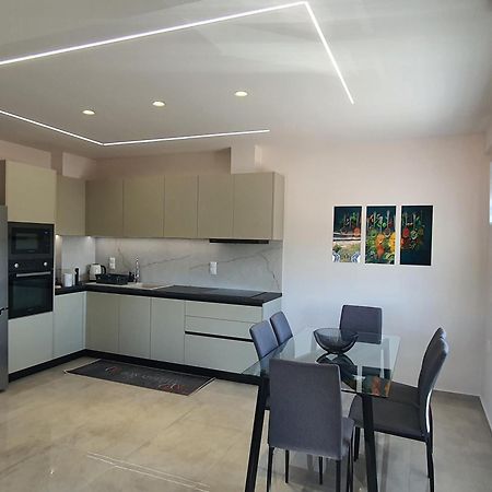 Ephantasy Living - Luxury Home With Roof Garden Kalamaki  Esterno foto